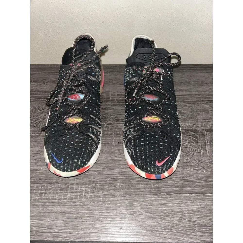 Nike kids athletic